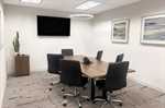 6 Person Meeting Room – Interior