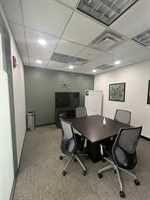 Small Conference Room (4 Person)